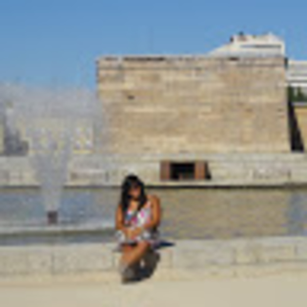 Meet your Posher, Sylmarie